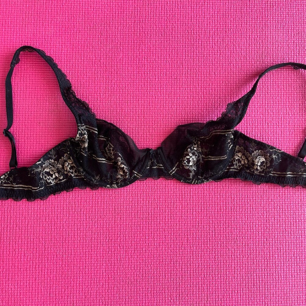 Victoria’s Secret Black Lace Unlined Bra 32C